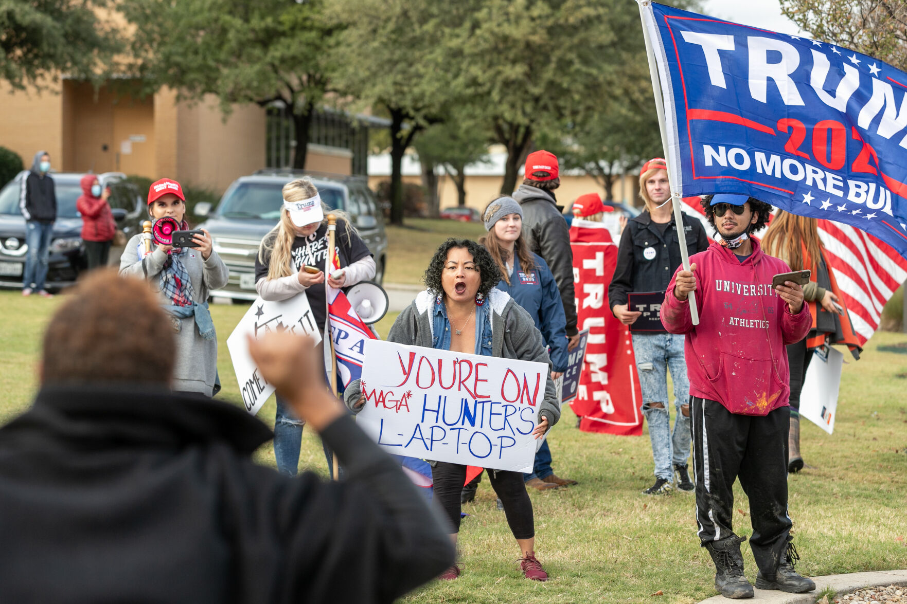 Biden campaign bus tour visits Fort Worth ahead of Kamala Harris visit on Friday